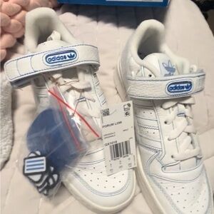 Adidas Forum Low White and Light Blue Sneakers